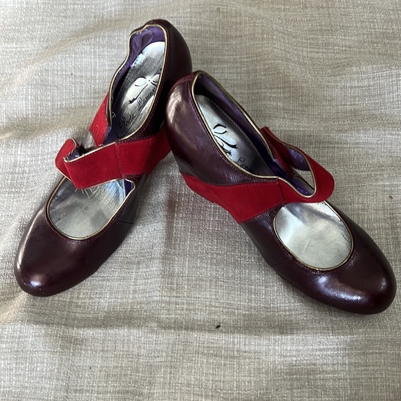 Poetic Licence Ruby red Mary Jane sz 7.5(38 1/2) wedge shoes - Picture 3 of 5